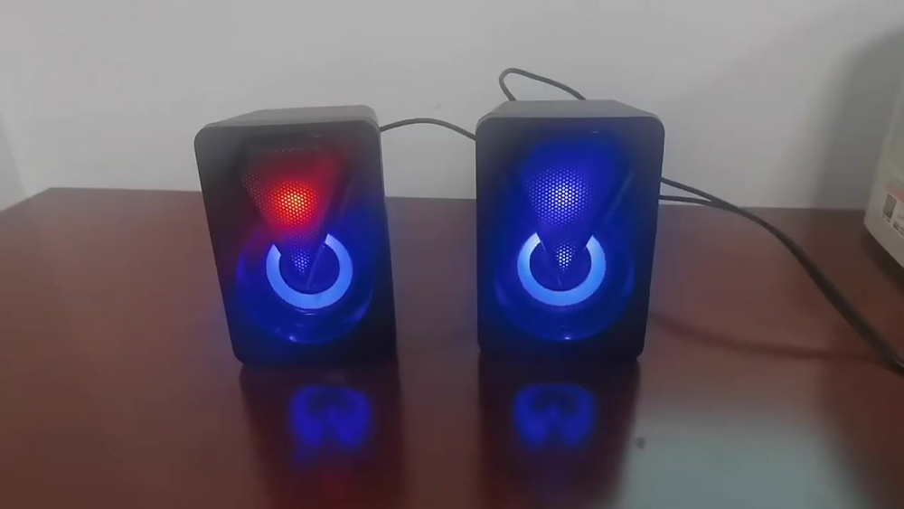caixa de som gamer RGB para PC notebook setup